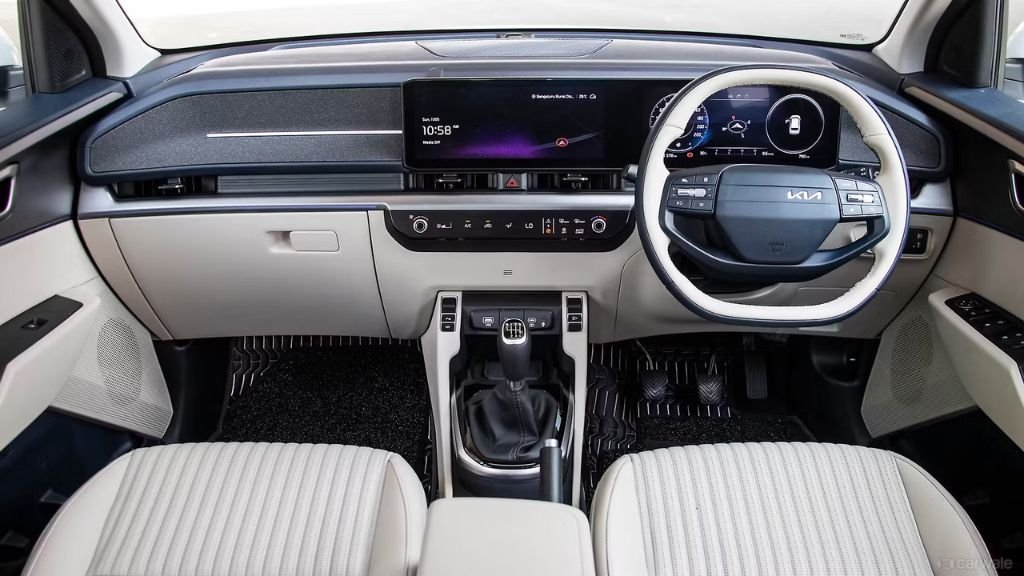 kia carens clavis 2025